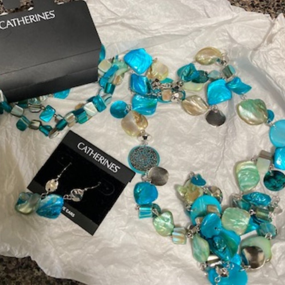 Summer time is coming! Turquoise necklace, earrings, and bracelet
